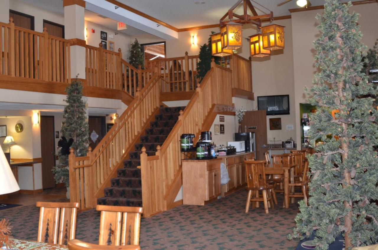 Boarders Inn And Suites By Cobblestone Hotels - Fayette Bagian luar foto